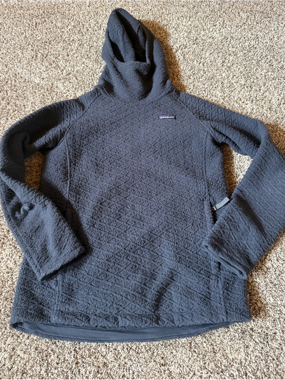 Patagonia Women's Dark Gray Hooded Cowl Pullover Sweater